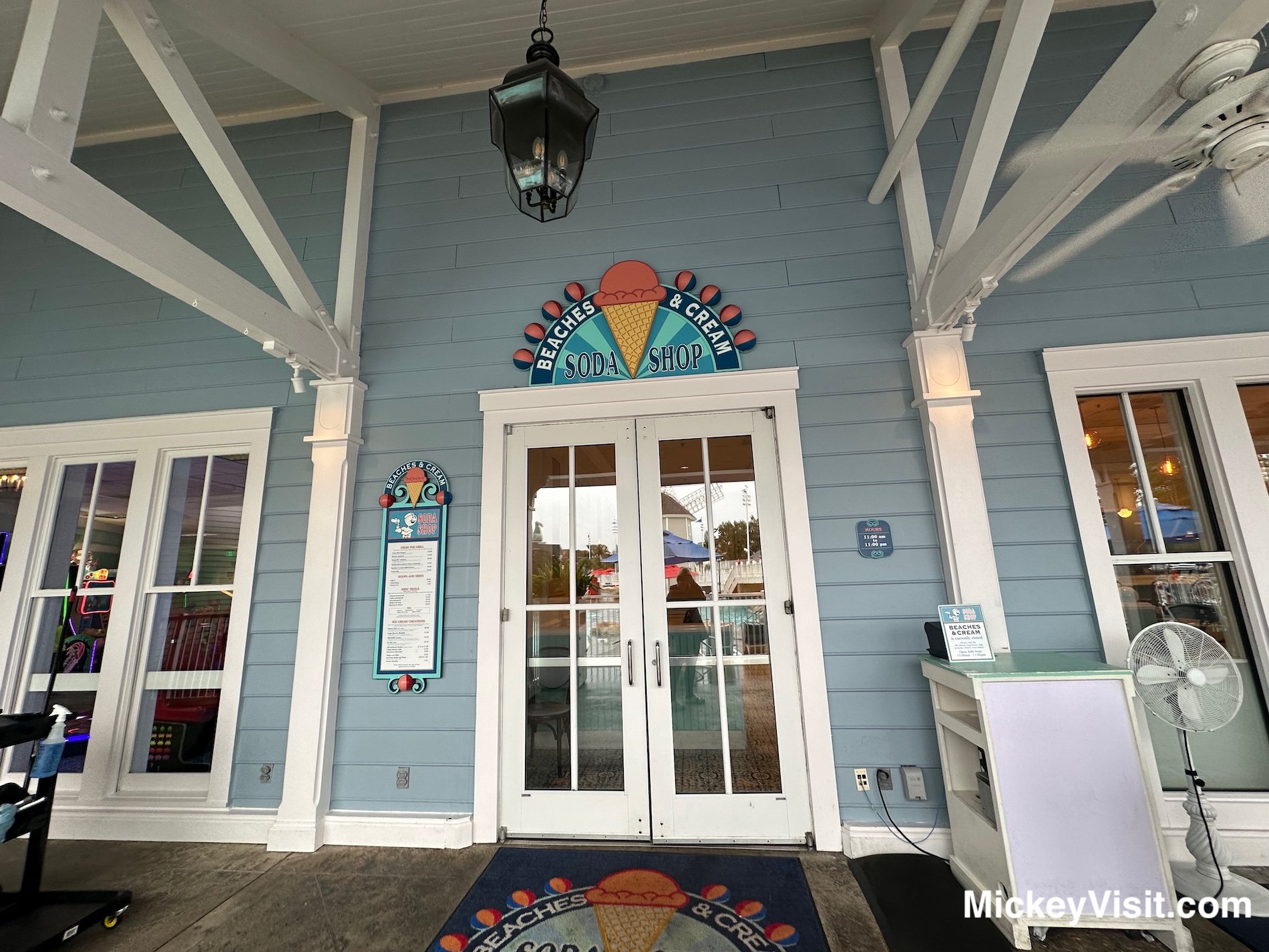 Beaches and Cream soda shop