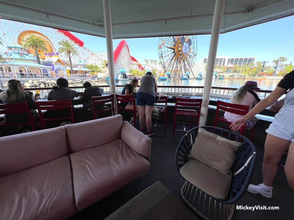 lamplight lounge disneyland