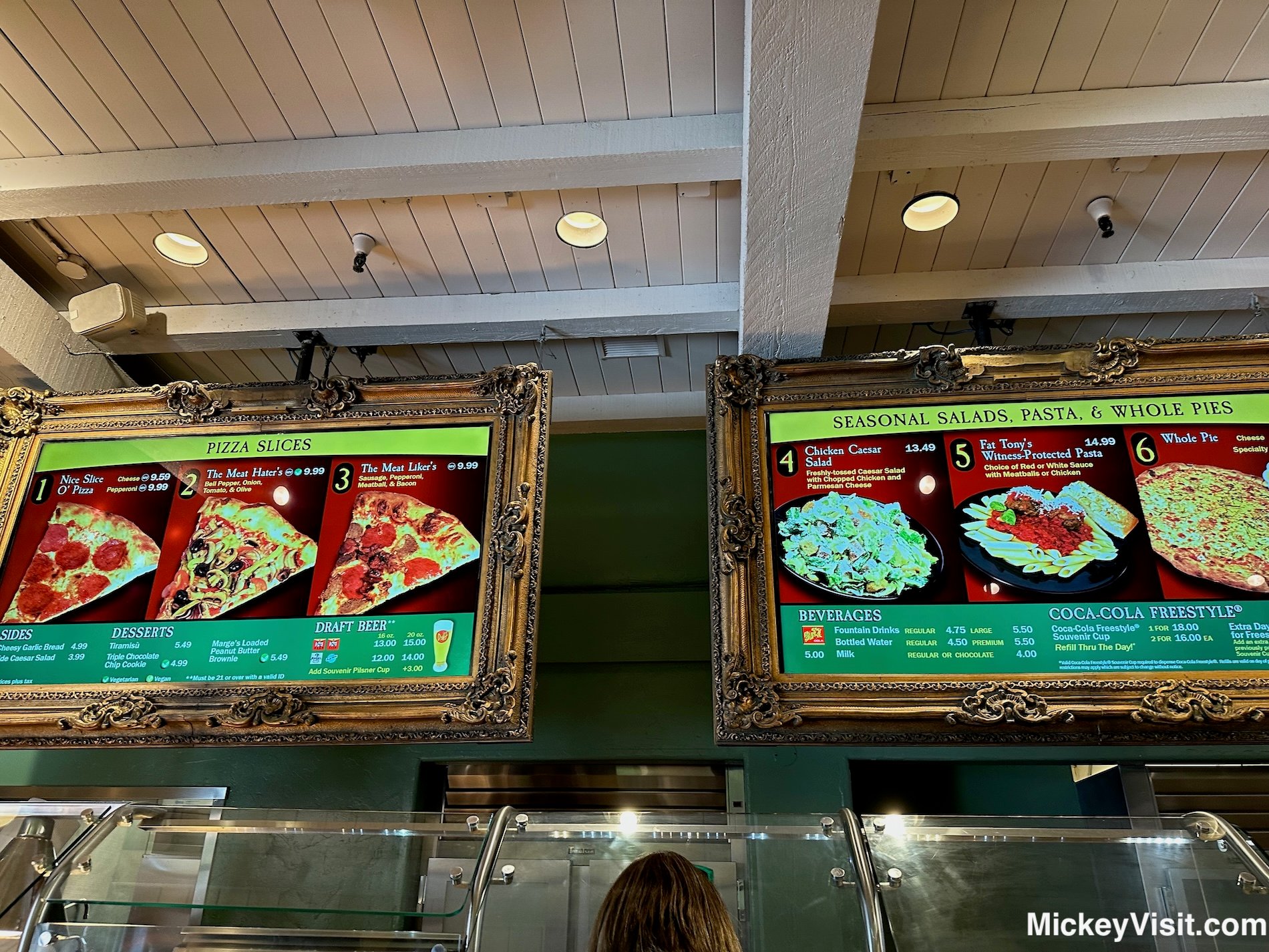 Luigis Pizza Universal studios hollywood restaurant