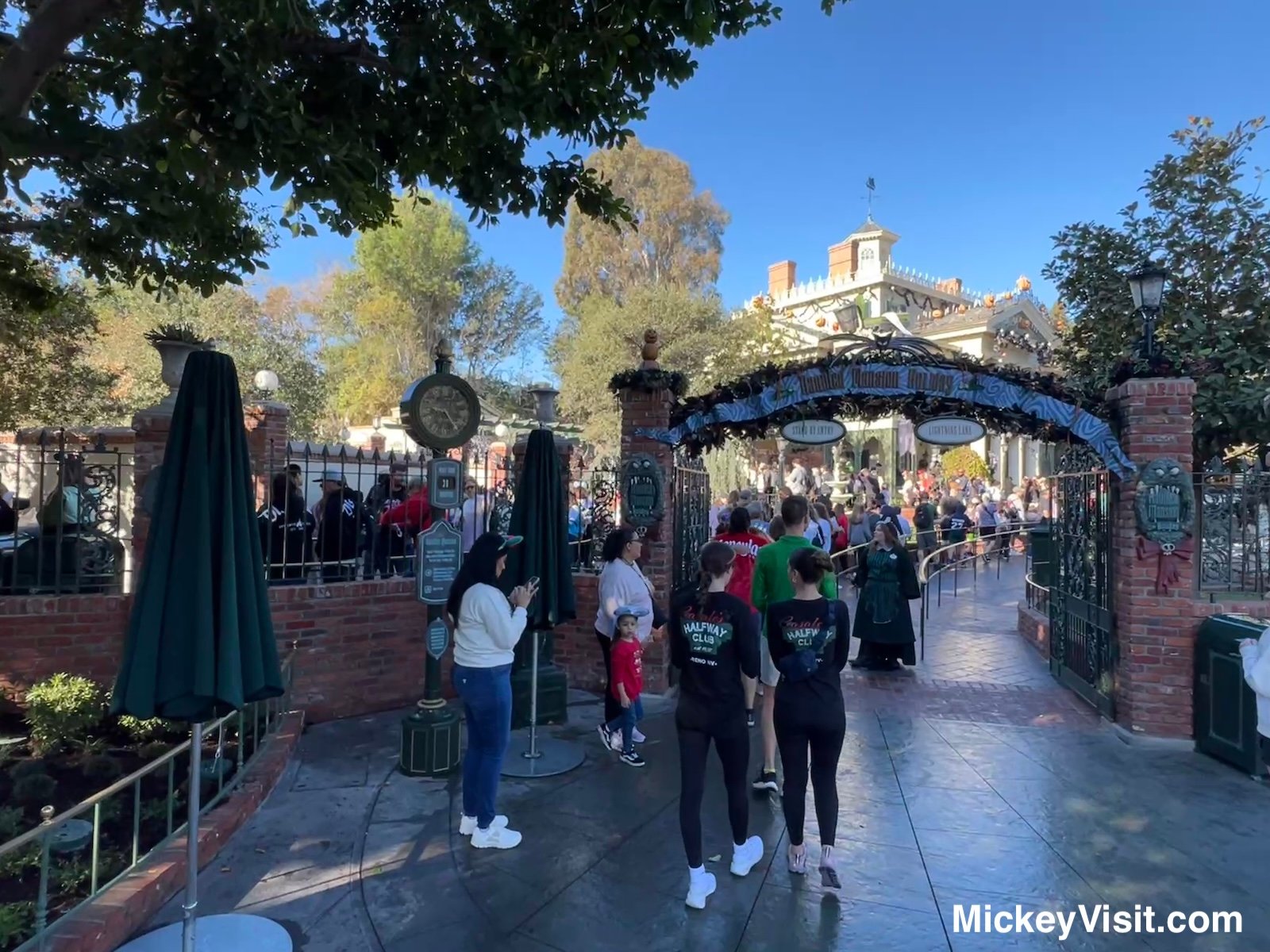 entrance to Haunted Mansion Holiday at Disneyland