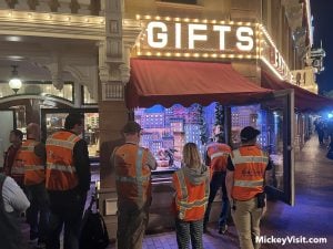 Zootopia window Disneyland