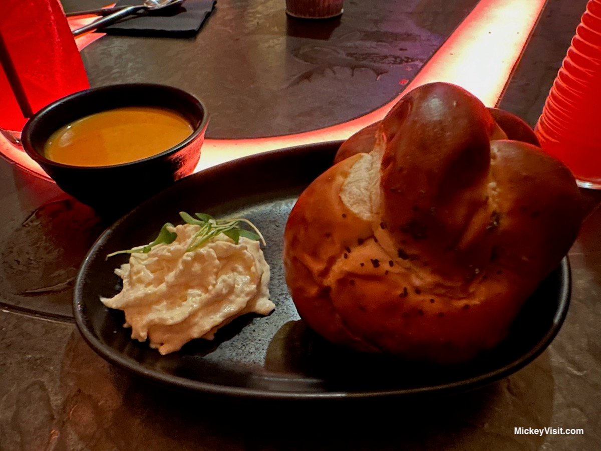 Ogas cantina blossom bread