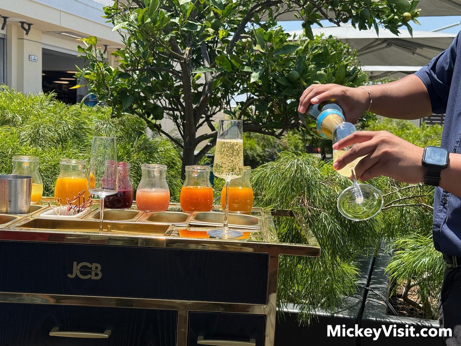 Rise Rooftop Lounge mimosa cart