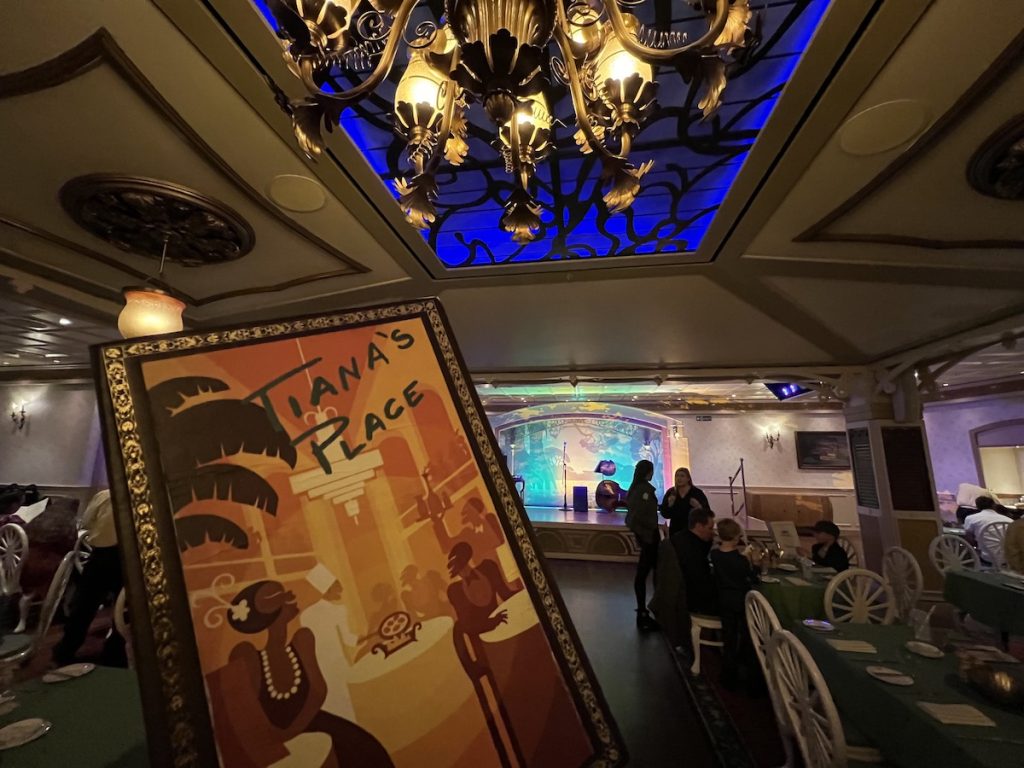 rotational dining disney wonder