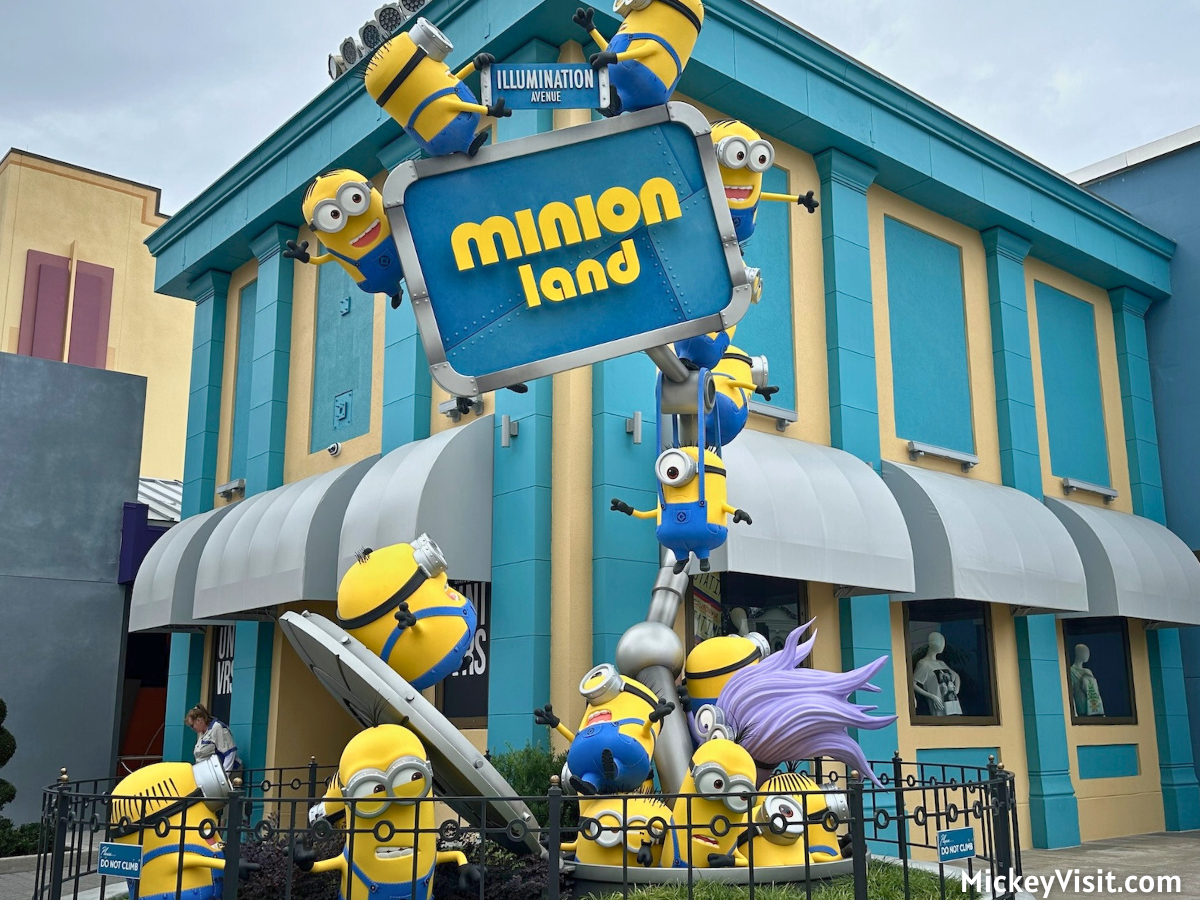Universal minions